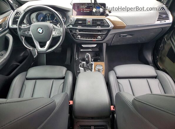 5UXTR7C54KLE97169 2019 BMW X3 Black Dashboard view