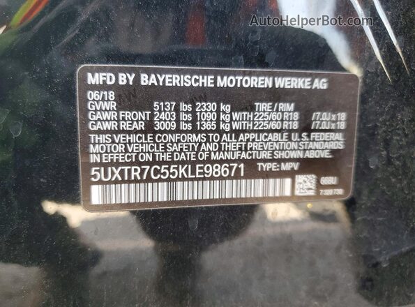 5UXTR7C55KLE98671 2019 BMW X3 Black Engine compartment view