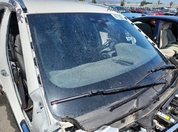 5UXTR7C56KLR50916 2019 BMW X3 White Widok wnętrza 360 stopni