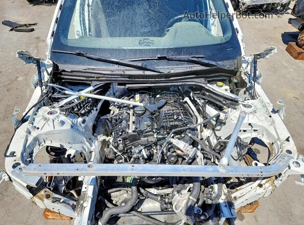 5UXTR7C56KLR50916 2019 BMW X3 White Widok komory silnika