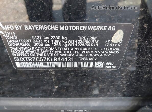 5UXTR7C57KLR44431 2019 BMW X3 Black Vista del compartimento del motor