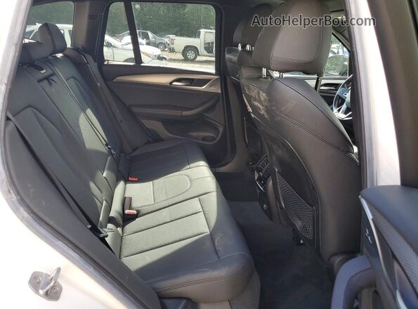 5UXTR7C57KLR48804 2019 BMW X3 White Սալոնի հետևի տեսք