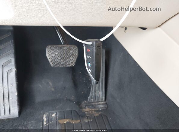5UXTR7C58KLF28598 2019 BMW X3 White Vista del salpicadero