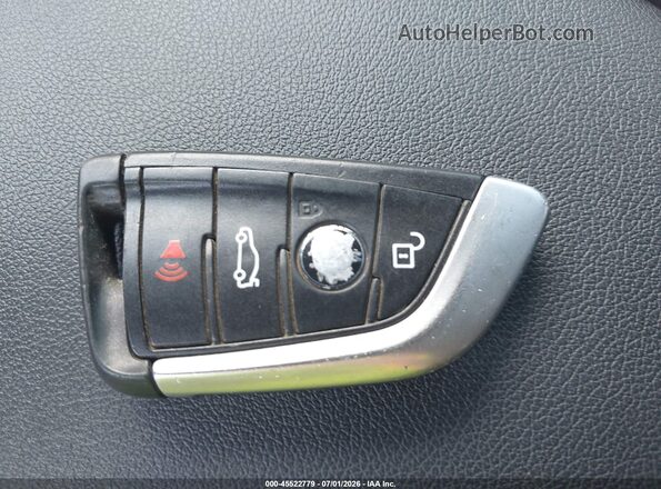 5UXTR7C59KLF24060 2019 BMW X3 Silver Dashboard view