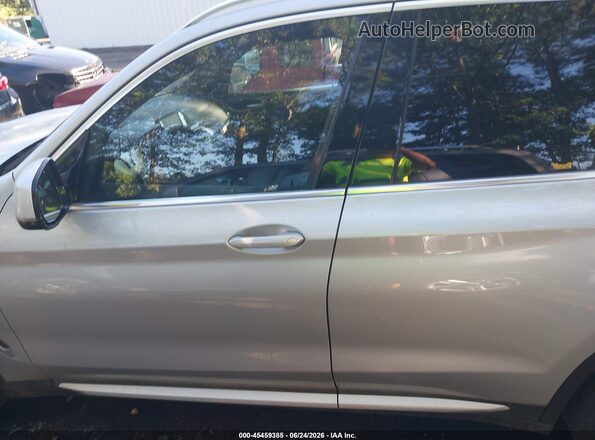 5UXTR7C59KLF26021 2019 BMW X3 Silver Widok wnętrza 360 stopni