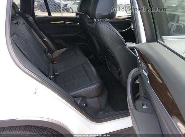 5UXTR7C5XKLE88752 2019 BMW X3 White Widok naklejki z numerem VIN