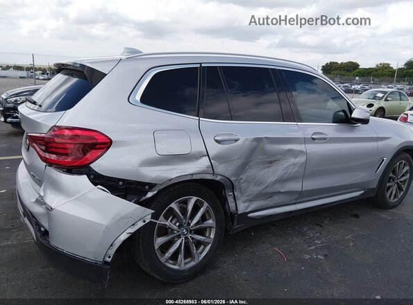 5UXTR7C5XKLE94955 2019 BMW X3 Silver წინა ხედი