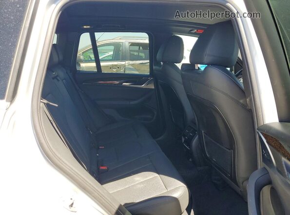 5UXTR7C5XKLF29008 2019 BMW X3 Silver Rear interior view