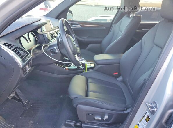 5UXTR7C5XKLR51180 2019 BMW X3 Silver Front interior view