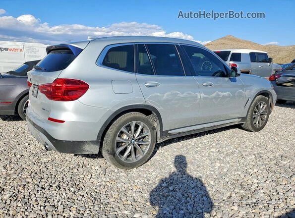 5UXTR7C5XKLR51180 2019 BMW X3 Silver Rear right