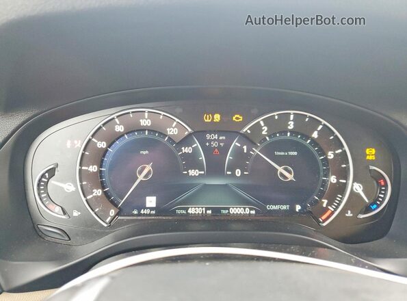 5UXTR9C50KLR10584 2019 BMW X3 White Սարքավորումների վահանակի տեսք