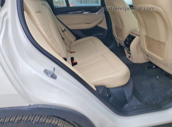 5UXTR9C50KLR10584 2019 BMW X3 White Սալոնի հետևի տեսք