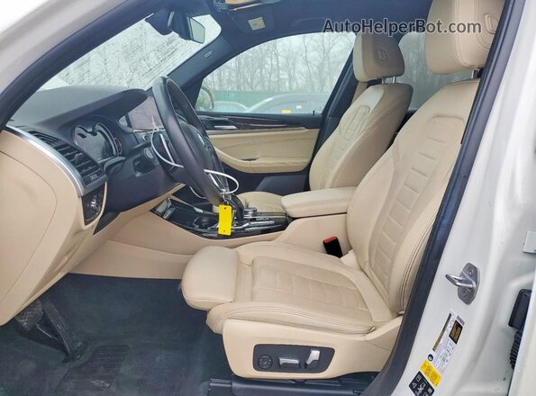 5UXTR9C50KLR10584 2019 BMW X3 White Սալոնի դիմացի տեսք