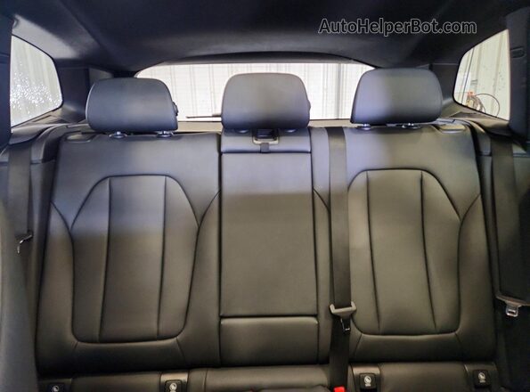 5UXTR9C51KLE17211 2019 BMW X3 Silver Հետևի նստատեղերի տեսք
