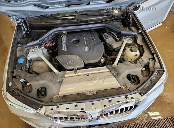 5UXTR9C51KLE17211 2019 BMW X3 Silver Շարժիչի բաժամունքի տեսք