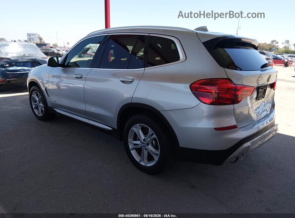 5UXTR9C52JLD62007 2018 BMW X3 Серебряный Задняя левая четверть