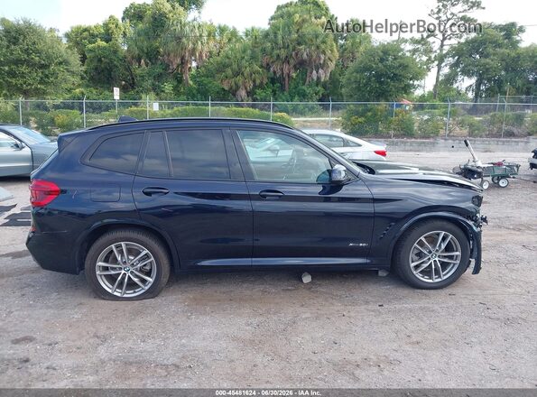 5UXTR9C53JLD65711 2018 BMW X3 Black Вид задньої частини салону