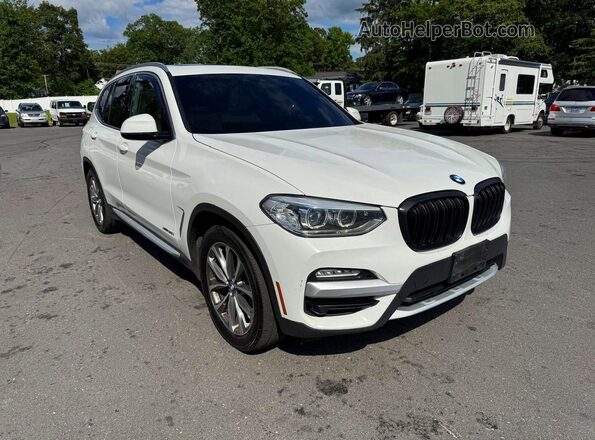5UXTR9C54JLC77153 2018 BMW X3 White 
