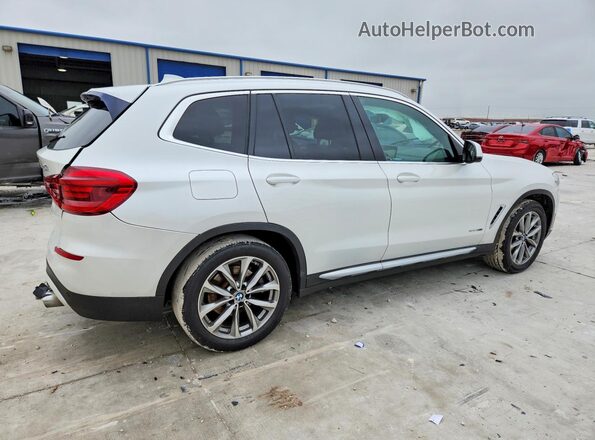 5UXTR9C54JLD59531 2018 BMW X3 White Rear right