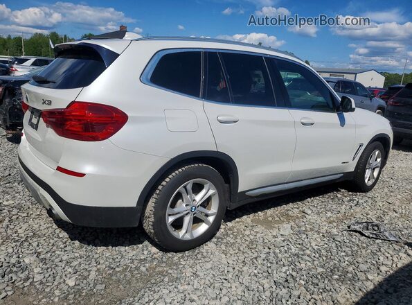 5UXTR9C54JLD59559 2018 BMW X3 White Trasero derecho