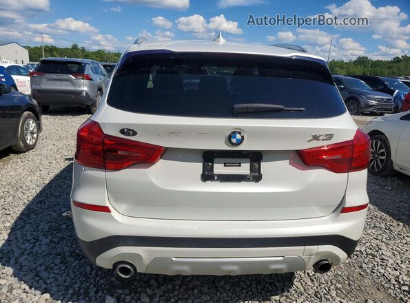 5UXTR9C54JLD59559 2018 BMW X3 White Vista trasera