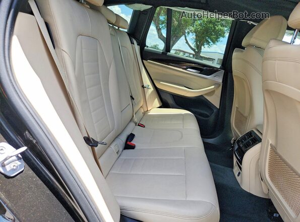 5UXTR9C55JLD57996 2018 BMW X3 Brown Vista interior trasera
