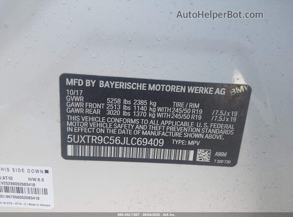 5UXTR9C56JLC69409 2018 BMW X3 White ძრავის განყოფილების ხედი