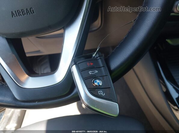 5UXTR9C56JLD64925 2018 BMW X3 Gray 