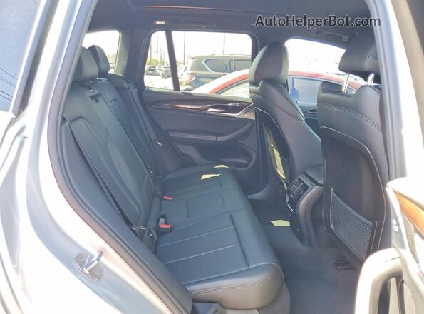 5UXTR9C57JLD64206 2018 BMW X3 Silver 