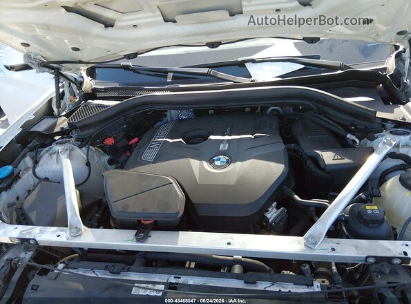 5UXTR9C57KLE13471 2019 BMW X3 White Widok z tyłu