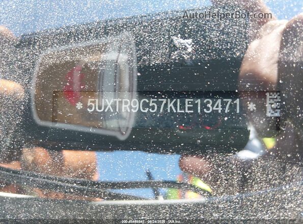 5UXTR9C57KLE13471 2019 BMW X3 White Widok komory silnika