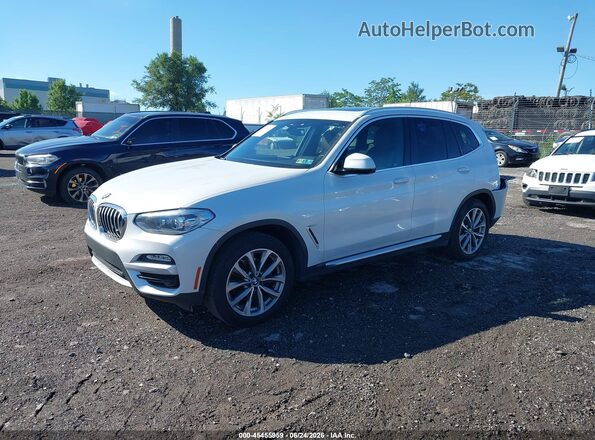 5UXTR9C57KLE18525 2019 BMW X3 White Front left