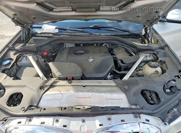 5UXTR9C58JLD64151 2018 BMW X3 Silver Շարժիչի բաժամունքի տեսք
