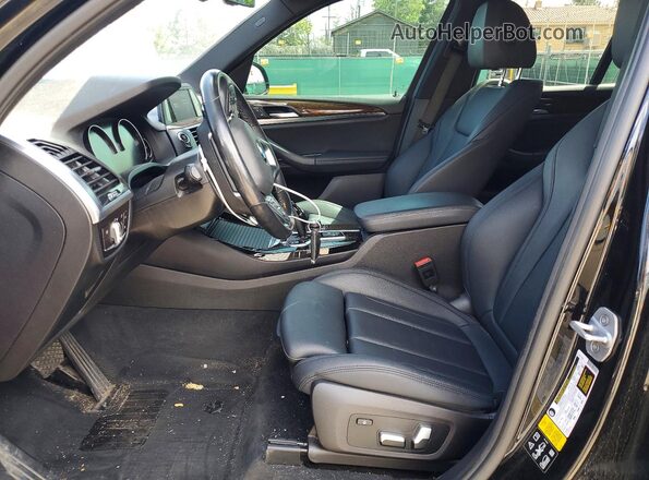 5UXTR9C59KLP90929 2019 BMW X3 Черный Вид салона спереди