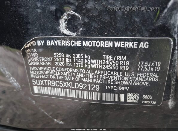 5UXTR9C5XKLD92129 2019 BMW X3 Black ძრავის განყოფილების ხედი