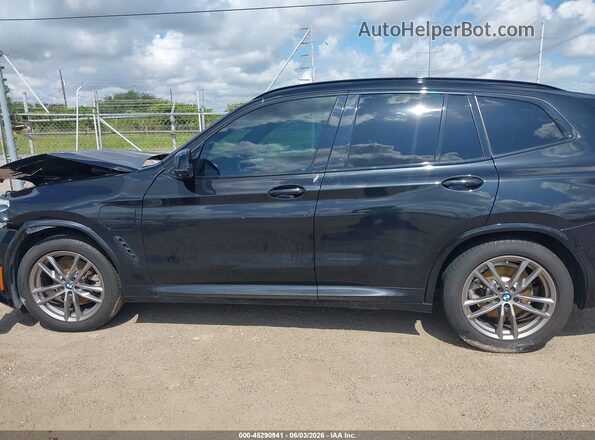 5UXTS1C03M9H14684 2021 BMW X3 Black Widok wnętrza z tyłu
