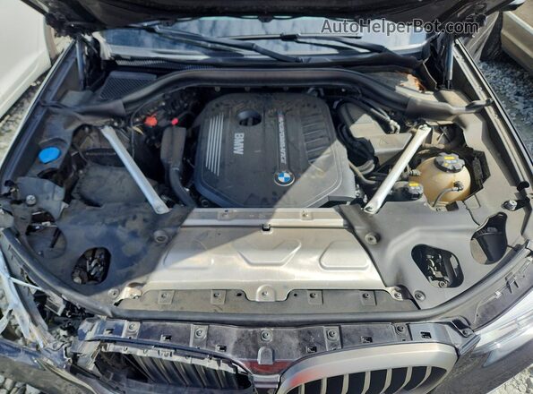 5UXTS3C50J0Y96400 2018 BMW X3 Black Widok komory silnika