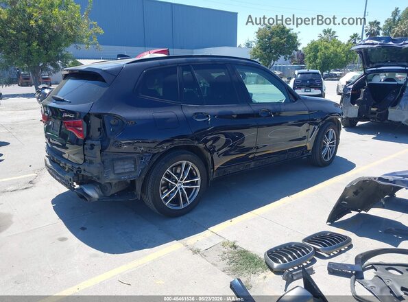 5UXTS3C52J0Y97726 2018 BMW X3 Черный Задняя правая четверть