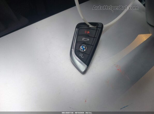 5UXTY3C00M9G04041 2021 BMW X3 White Вид панелі приладів