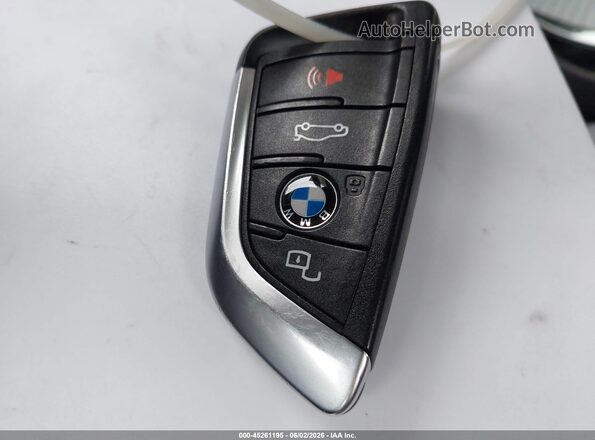 5UXTY3C02M9E37228 2021 BMW X3 Black Առջևի վահանակի տեսք