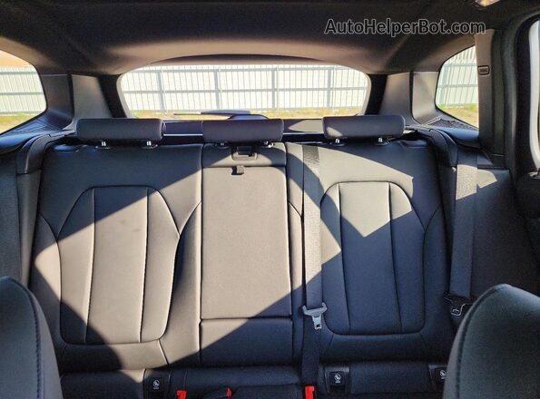 5UXTY3C03M9H21922 2021 BMW X3 Silver Вид задніх сидінь