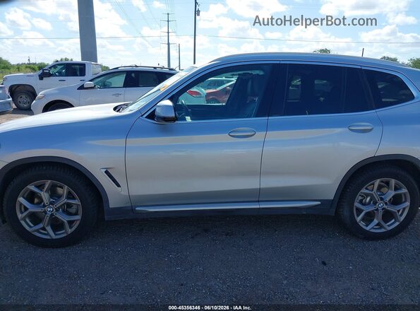 5UXTY3C04L9D67861 2020 BMW X3 Silver სალონის 360-გრადუსიანი ხედი
