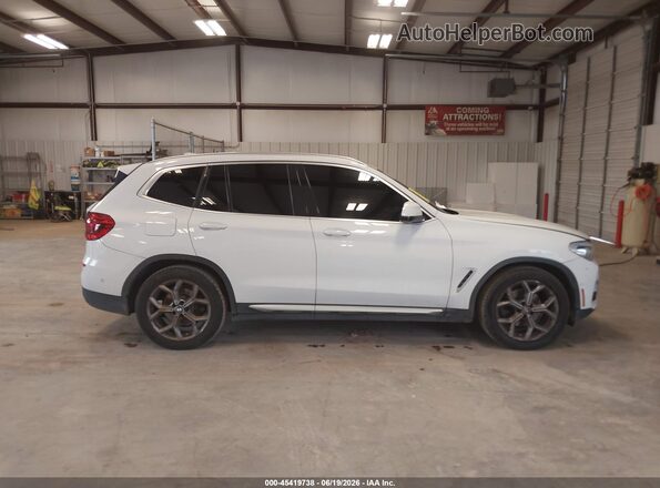 5UXTY3C04M9F50291 2021 BMW X3 White Панорамний вид салону 360°