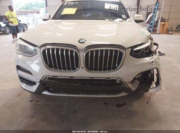5UXTY3C04M9F50291 2021 BMW X3 White Вид задньої частини салону