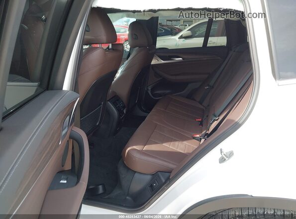 5UXTY3C05L9D67982 2020 BMW X3 White Vista de la etiqueta del VIN