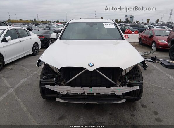 5UXTY3C05M9D79213 2021 BMW X3 White უკანა სალონის ხედი