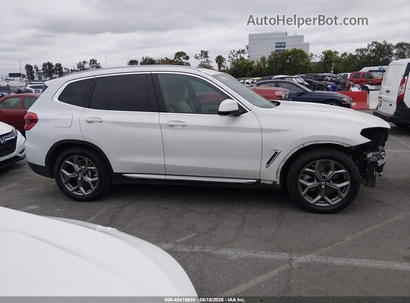 5UXTY3C05M9D79213 2021 BMW X3 White სალონის 360-გრადუსიანი ხედი