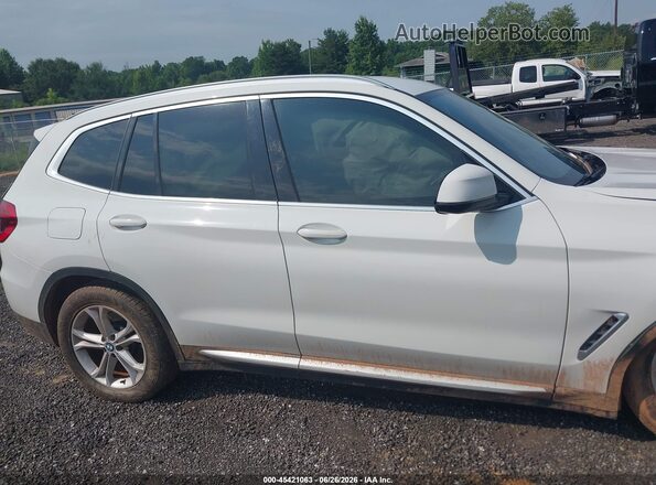 5UXTY3C06M9E33375 2021 BMW X3 White Սալոնի հետևի տեսք