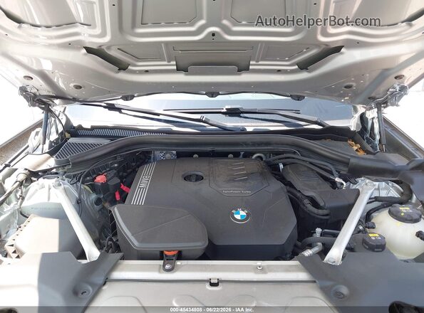 5UXTY3C07L9C73392 2020 BMW X3 Silver Widok z tyłu