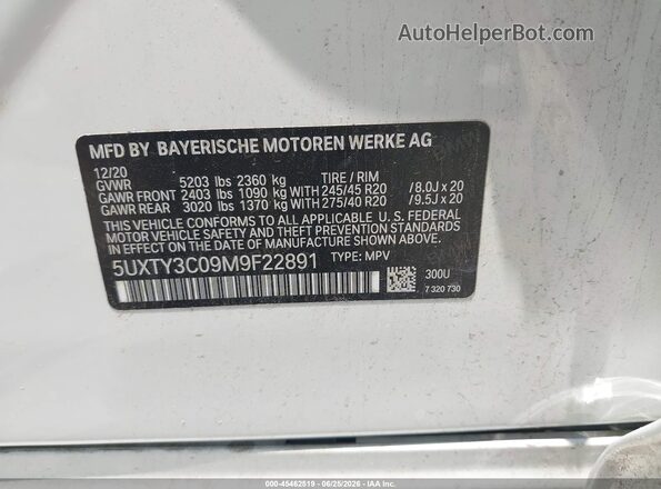 5UXTY3C09M9F22891 2021 BMW X3 White Engine compartment view